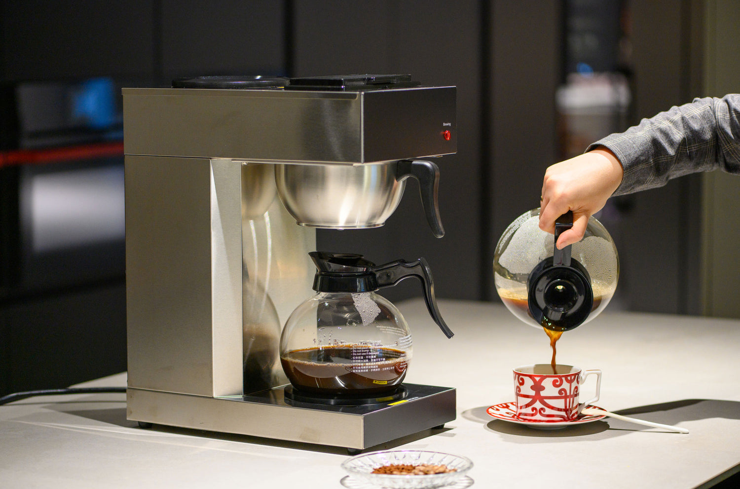 A Comprehensive Guide to Choosing the Right Drip Coffee Maker: Stainless Steel Airpot, Two Warmers, or Three Warmers